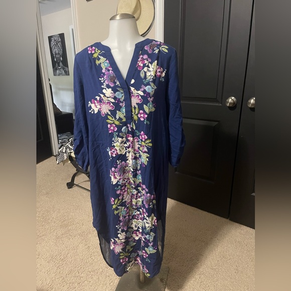 Cupio Dress - Picture 2 of 4